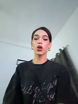 הופעת וובקאם של Carlita_cute