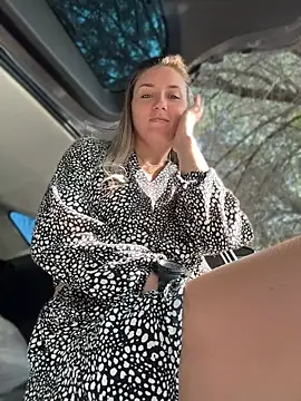 Crazy-Rosa – Naživo XXX chat