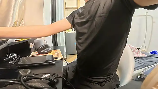 YunheLEE webkamerás műsora