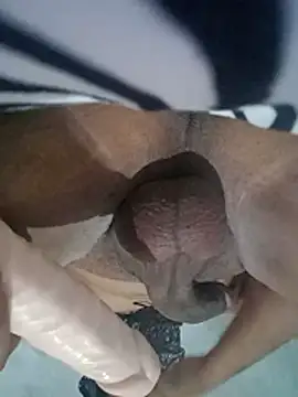 alex_martinez16 – webcam-show