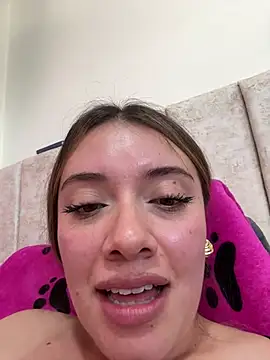Chat +18 de valery_mora ao vivo