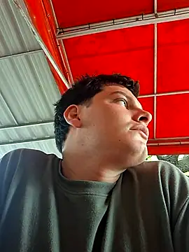 Pokazy przed kamerką – _Ottis_