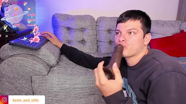 _Ottis_'s Webcam Show