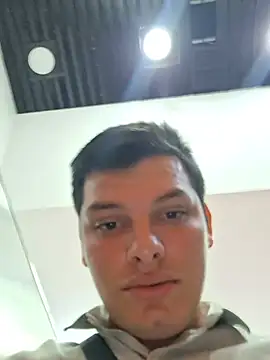 _Ottis_ Adlı Modelin Web Kamerası Şovu