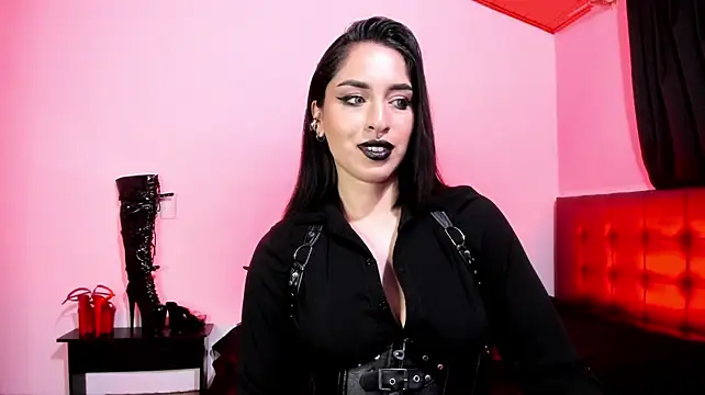 MistressVenena's Live XXX Chat