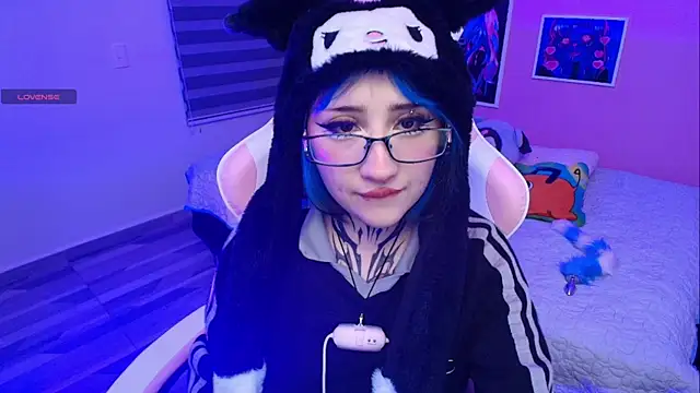 Miwa_violet Adlı Modelin Web Kamerası Şovu