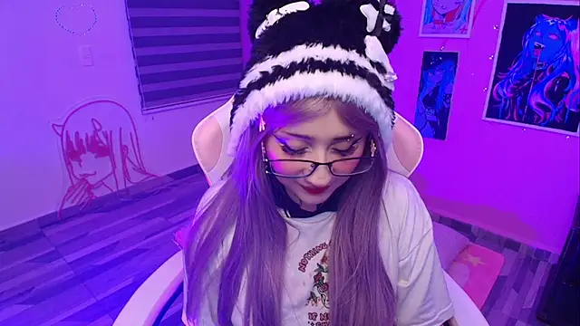Miwa_violet Chat XXX in diretta