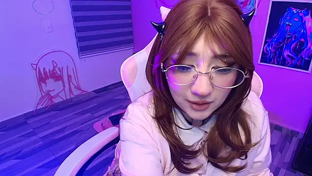Miwa_violet's Live XXX Chat