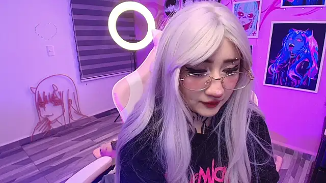 Chat +18 de Miwa_violet ao vivo