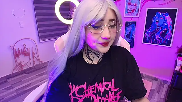Miwa_violet's Live XXX Chat