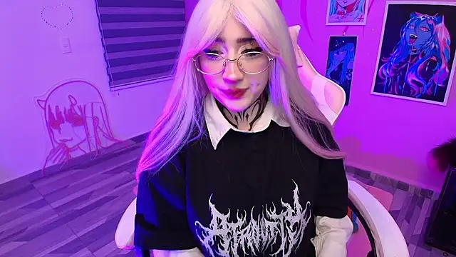 Chat +18 de Miwa_violet ao vivo
