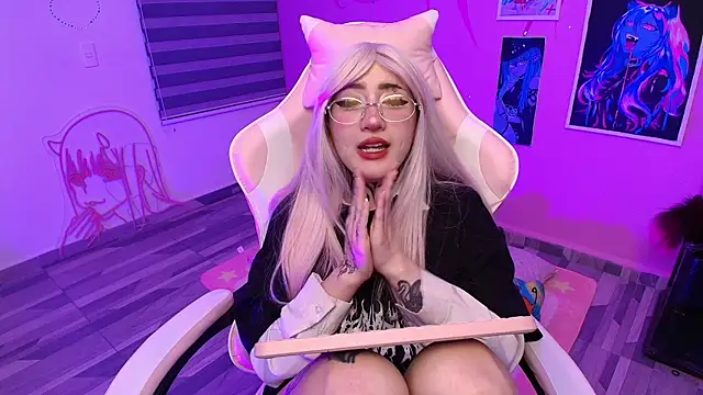 XXX chat uživo modela Miwa_violet