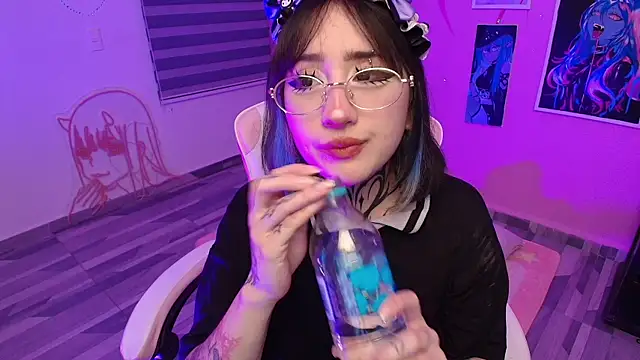 Miwa_violet's Live XXX Chat