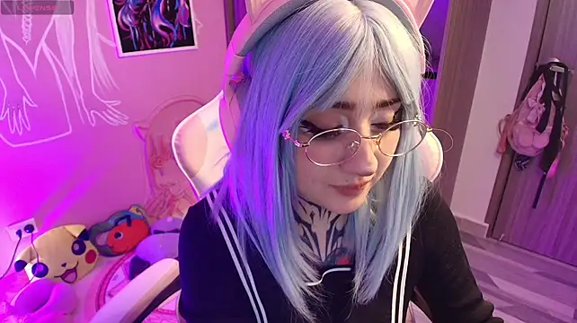 Miwa_violet Adlı Modelin Web Kamerası Şovu