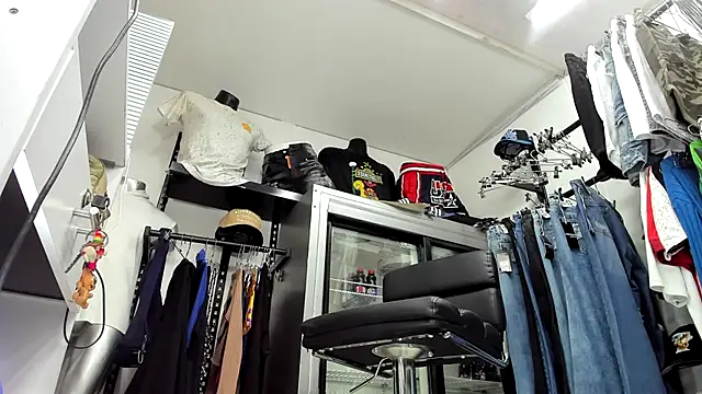 MAREIA_25's Webcam Show
