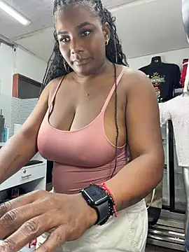 MAREIA_25 webcam show