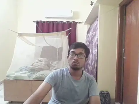 THE_NAKED_BOY Webcam show