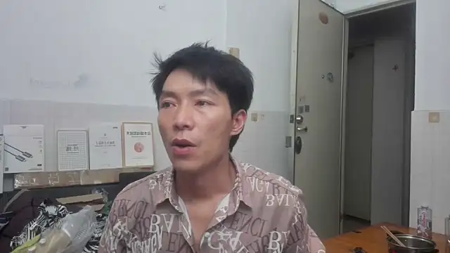 xhqdsのウェブカメラショー