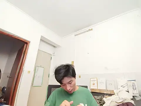 xhqdsのウェブカメラショー