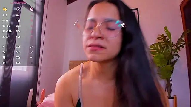 lalytulu99's Live XXX Chat