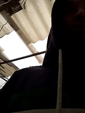 weedmanhot28 网络视讯表演