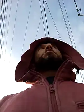 weedmanhot28: διαδικτυακό σόου στην κάμερα