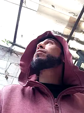 weedmanhot28 Show in webcam