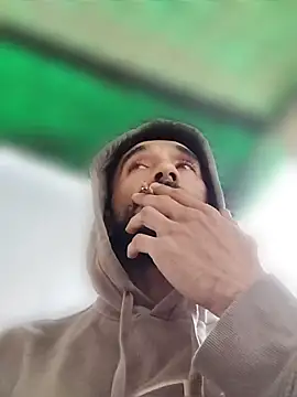 Show modela weedmanhot28 na web-kameri