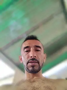 weedmanhot28: διαδικτυακό σόου στην κάμερα