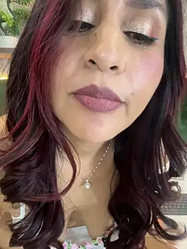 غرفة دردشة MonicaMoret المباشرة