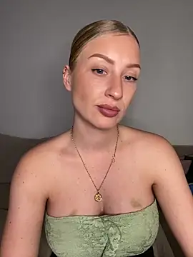 xxBELLExx Adlı Modelin Web Kamerası Şovu