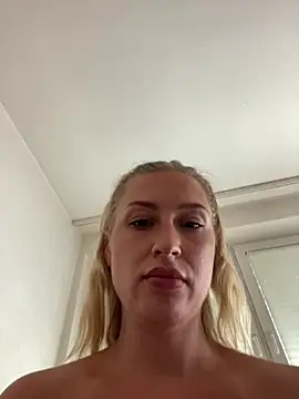 xxBELLExx Adlı Modelin Web Kamerası Şovu
