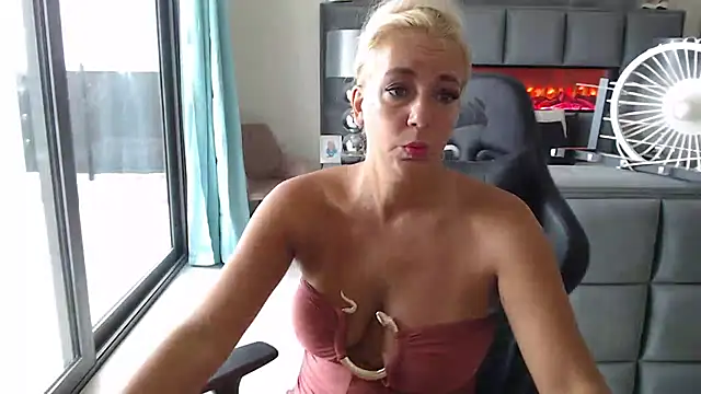 Wendysexyx webcam show