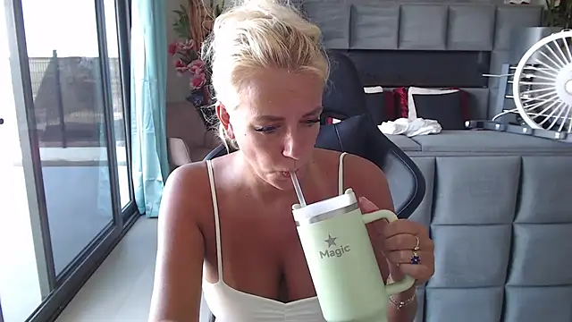 WendysexyxのライブXXXチャット