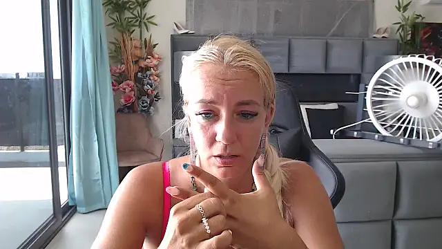 Wendysexyx – webcam-show
