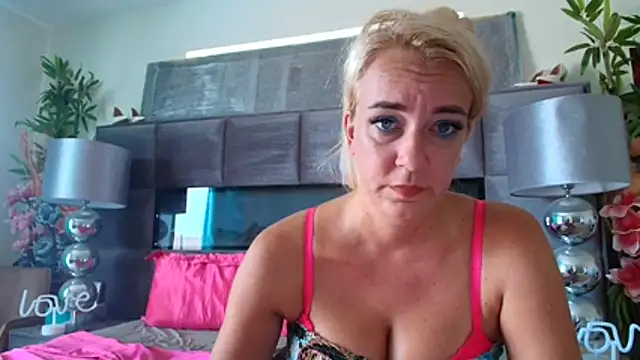 Wendysexyx webcam show