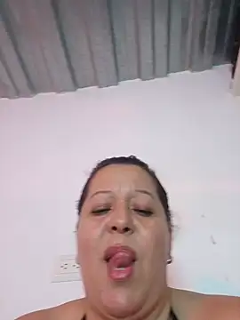 Fulopp15's Live XXX Chat
