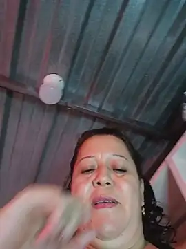 Fulopp15's Live XXX Chat