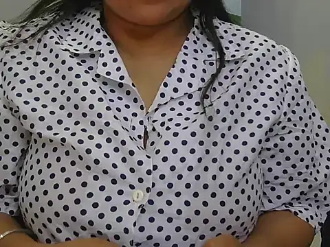 Wow_wonder_heena's Live XXX Chat