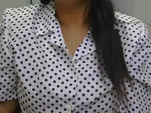 Wow_wonder_heena's Live XXX Chat