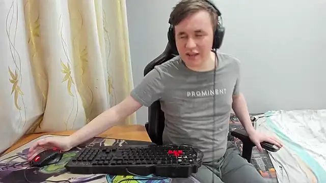 Show modela iliaskrislove na web-kameri