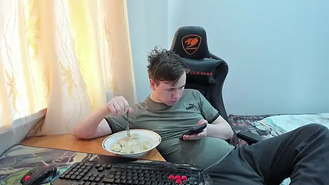iliaskrislove Webcam Show