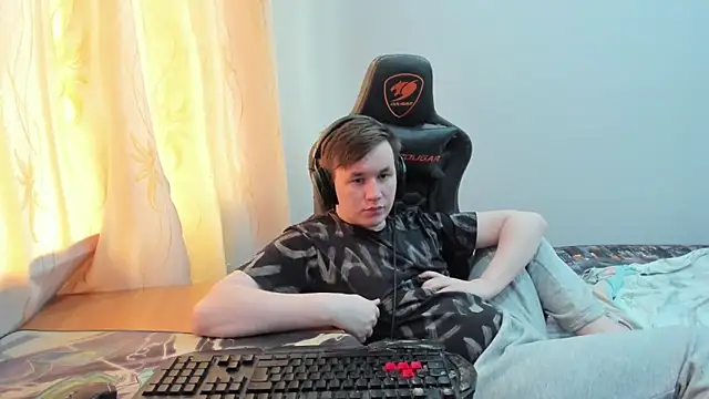Webkamerová show iliaskrislove