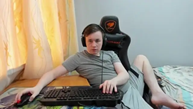 Вебкам-шоу iliaskrislove