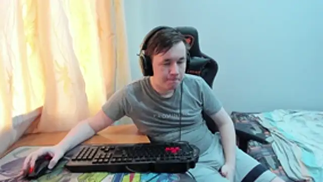 Webkamerová show iliaskrislove