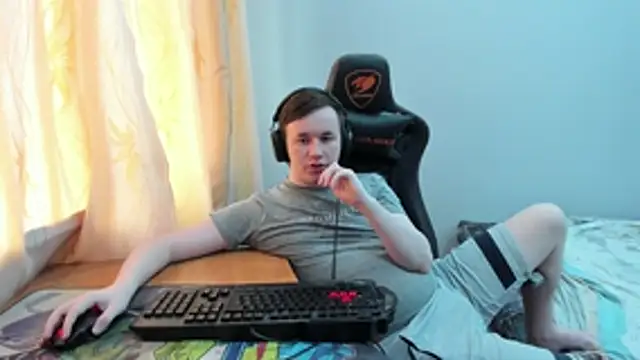 Вебкам-шоу iliaskrislove