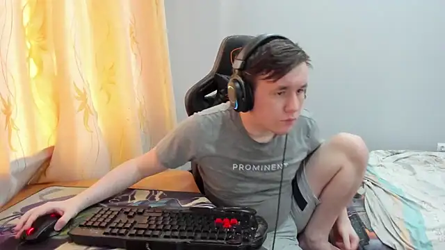 iliaskrislove 网络视讯表演