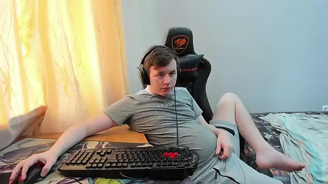 Show modela iliaskrislove na web-kameri