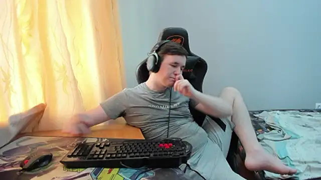 Show modela iliaskrislove na web-kameri