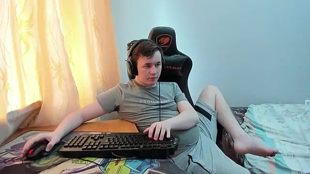 Show modela iliaskrislove na web-kameri